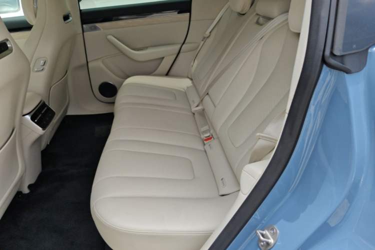 Used Hima Luxeed R7 2026 Model Pure Electric Max+ Left Rear Seat