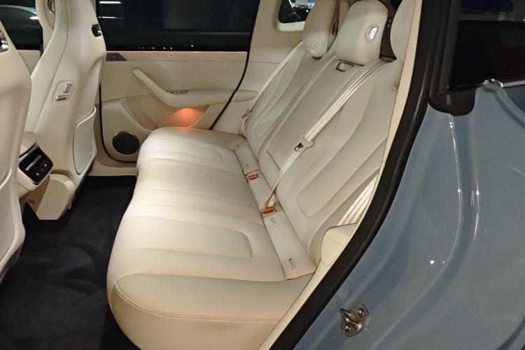 Used Hima Luxeed R7 2026 Model Pure Electric Max+ Left Rear Seat