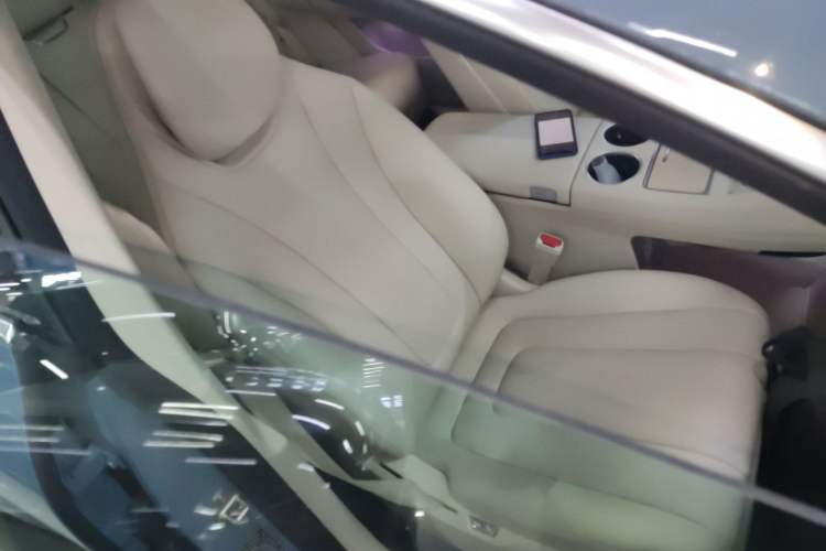 Used Hima Luxeed R7 2026 Model Pure Electric Max+ Right Front Seat