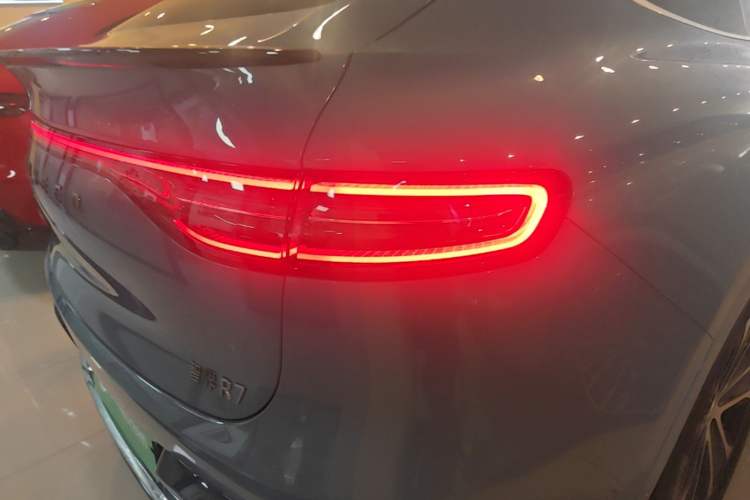 Used Hima Luxeed R7 2026 Model Pure Electric Max+ Right Rear Taillight