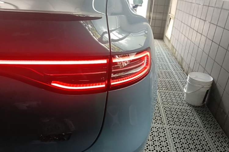 Used Hima Luxeed R7 2026 Model Pure Electric Max+ Right Rear Taillight