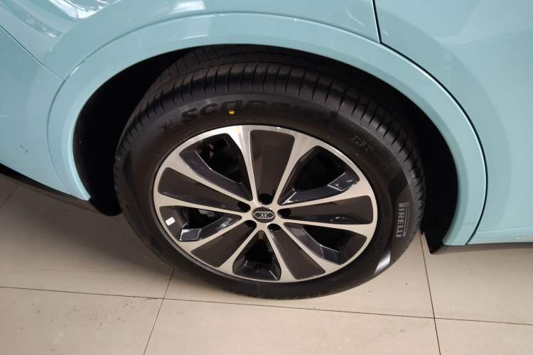 Used Hima Luxeed R7 2026 Model Range-Extending Max Right Rear Wheel Hub