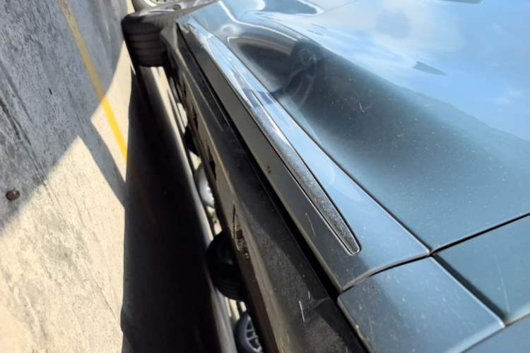 Used Hima Luxeed R7 2026 Model Pure Electric Max+ Right Side Sill
