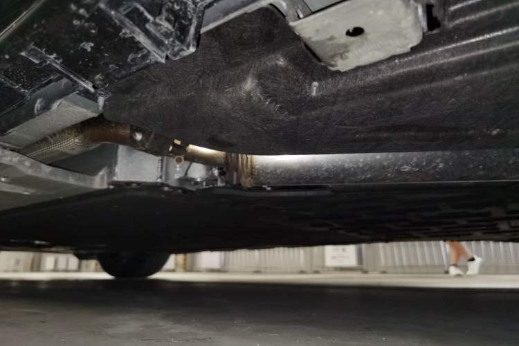 Used Hima Luxeed R7 2026 Model Range-Extending Max Chassis Rear Left