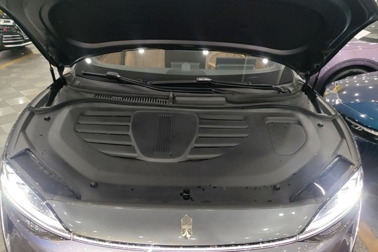 Used Hima Luxeed R7 2026 Model Range-Extending Ultra Engine Bay