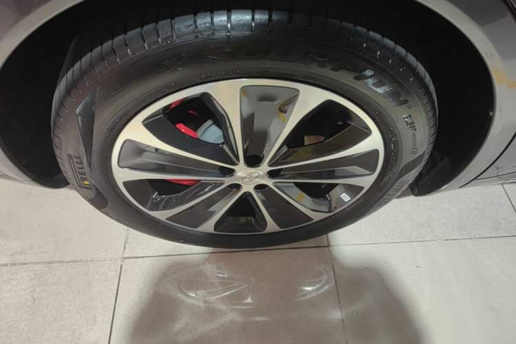 Used Hima Luxeed R7 2026 Model Range-Extending Ultra Exterior 5
