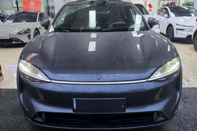 Used Hima Luxeed R7 2026 Model Pure Electric Max+ (896-line LiDAR) Front