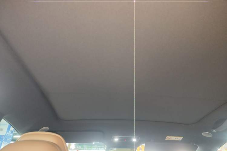 Used Hima Luxeed R7 2026 Model Range-Extending Ultra Headliner
