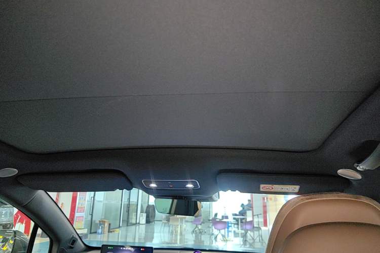 Used Hima Luxeed R7 2026 Model Range-Extending Ultra Headliner