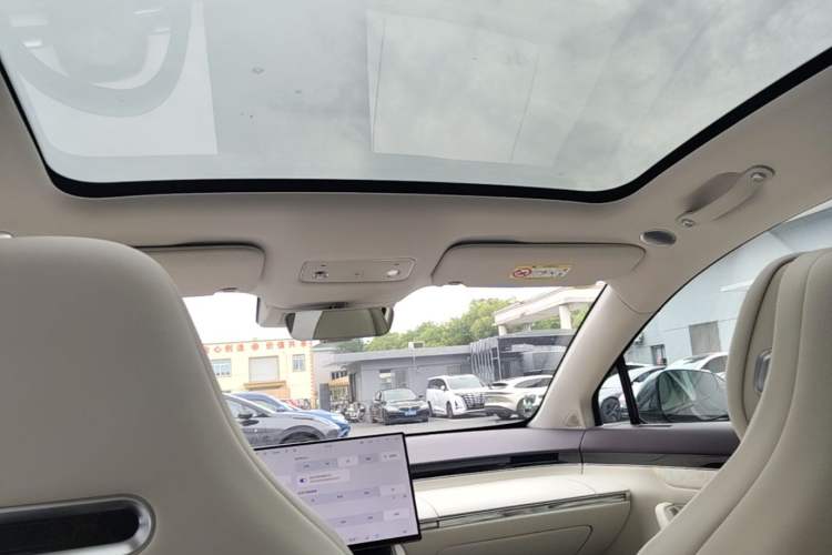 Used Hima Luxeed R7 2026 Model Pure Electric Max+ Headliner