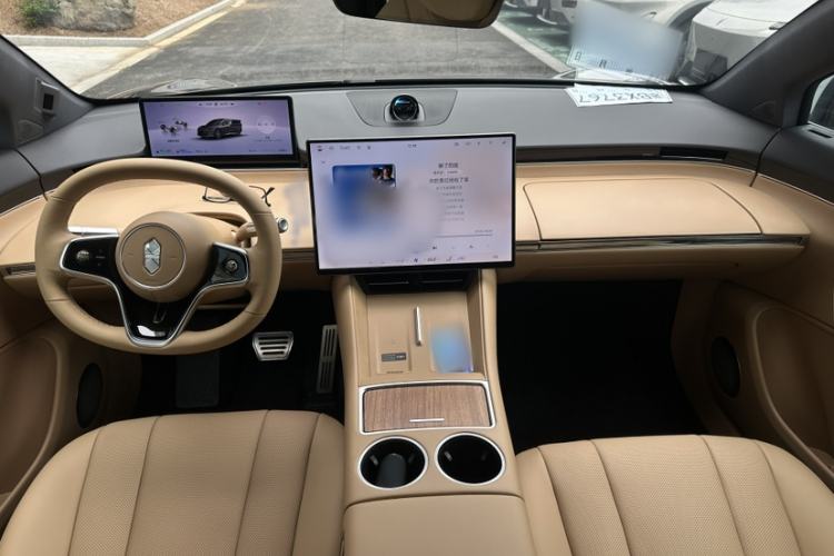 Used Hima Luxeed R7 2026 Model Range-Extending Ultra Interior 2