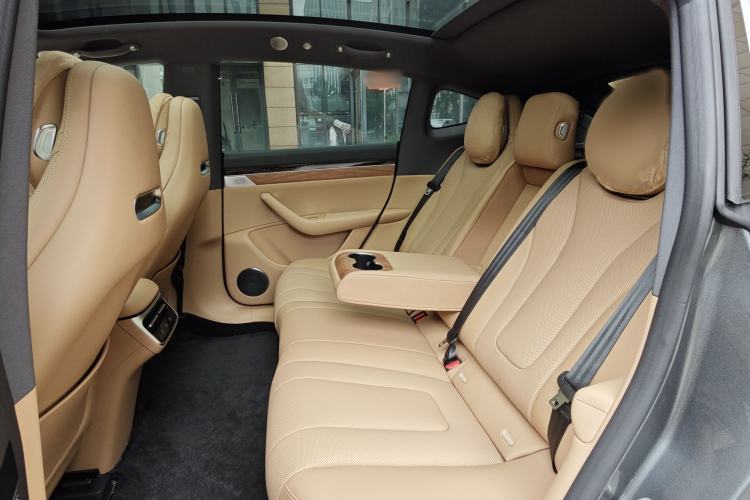 Used Hima Luxeed R7 2026 Model Range-Extending Ultra Interior 2