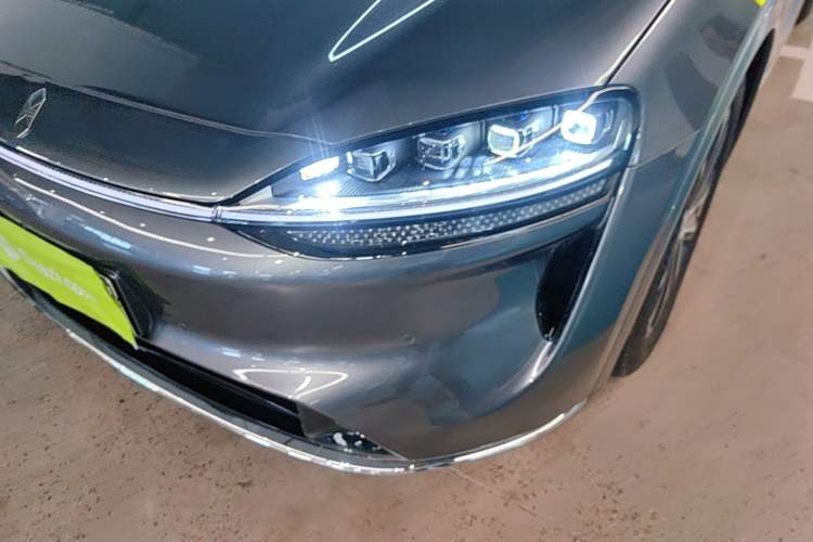 Used Hima Luxeed R7 2026 Model Range-Extending Ultra Left Front Headlight