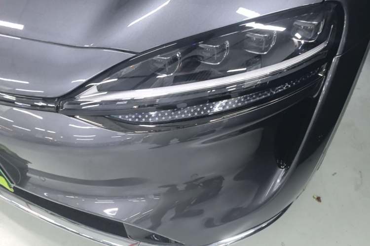 Used Hima Luxeed R7 2026 Model Range-Extending Ultra Left Front Headlight