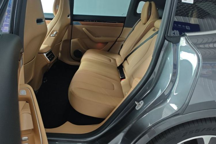 Used Hima Luxeed R7 2026 Model Range-Extending Ultra Left Rear Seat