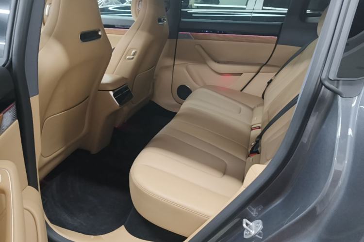 Used Hima Luxeed R7 2026 Model Range-Extending Ultra Left Rear Seat