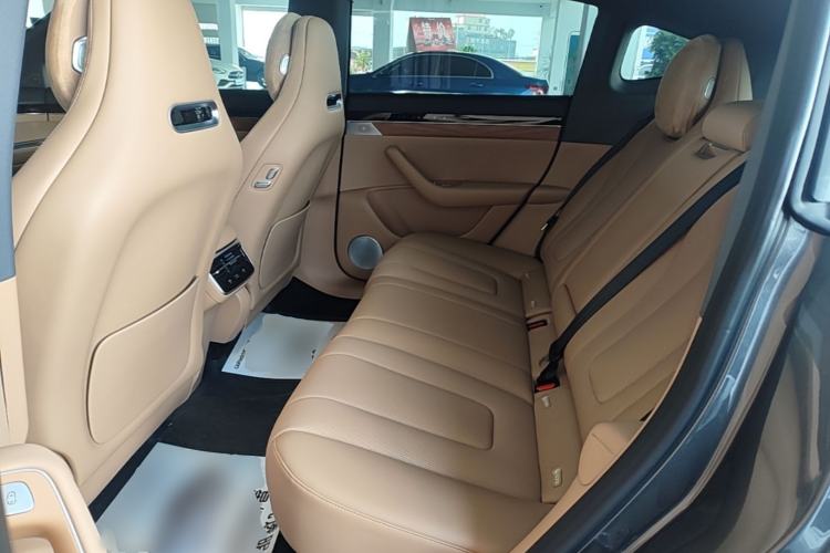 Used Hima Luxeed R7 2026 Model Range-Extending Ultra Left Rear Seat