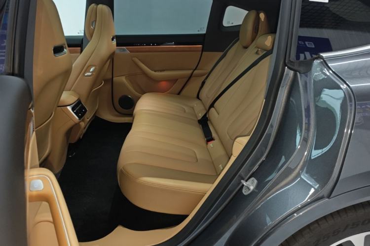 Used Hima Luxeed R7 2026 Model Range-Extending Ultra Left Rear Seat