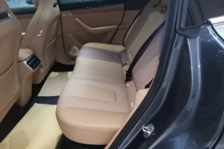 Used Hima Luxeed R7 2026 Model Range-Extending Ultra Left Rear Seat