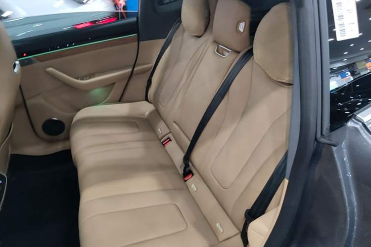 Used Hima Luxeed R7 2026 Model Range-Extending Ultra Left Rear Seat