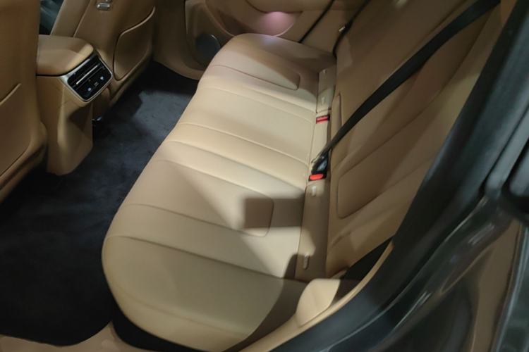 Used Hima Luxeed R7 2026 Model Range-Extending Ultra Left Rear Seat