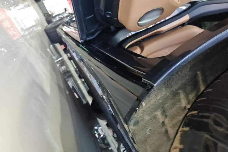 Used Hima Luxeed R7 2026 Model Range-Extending Ultra Left Side Sill