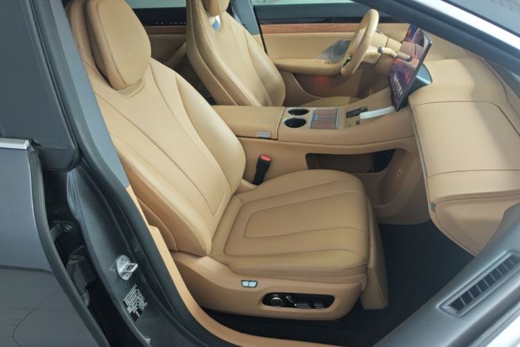 Used Hima Luxeed R7 2026 Model Range-Extending Ultra Right Front Seat