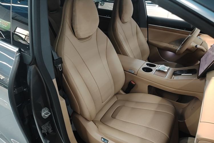 Used Hima Luxeed R7 2026 Model Range-Extending Ultra Right Front Seat