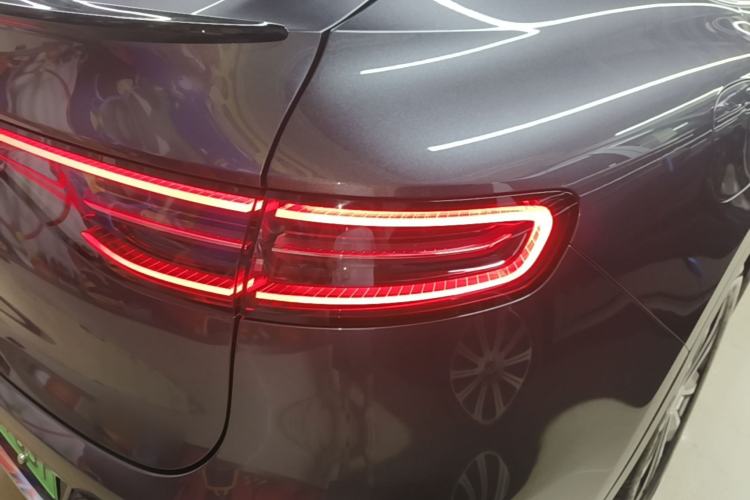 Used Hima Luxeed R7 2026 Model Range-Extending Ultra Right Rear Taillight