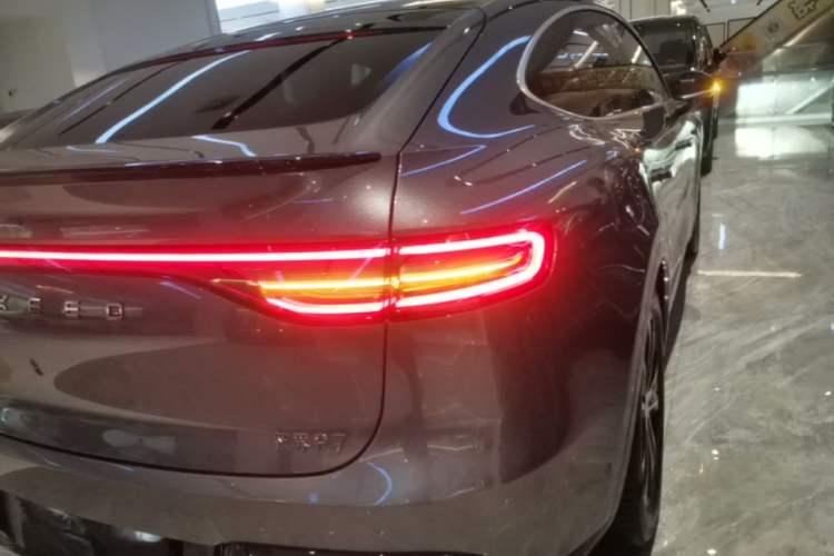 Used Hima Luxeed R7 2026 Model Range-Extending Ultra Right Rear Taillight