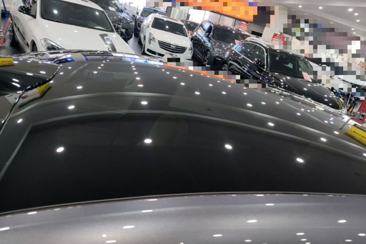 Used Hima Luxeed R7 2026 Model Range-Extending Ultra Roof