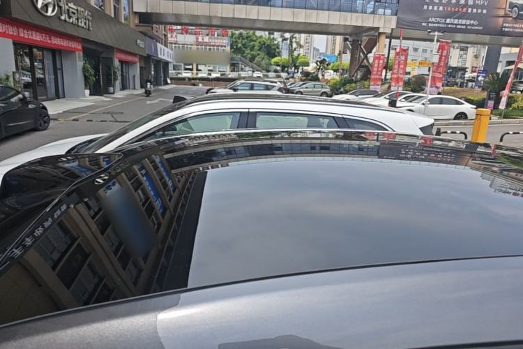 Used Hima Luxeed R7 2026 Model Range-Extending Max Roof