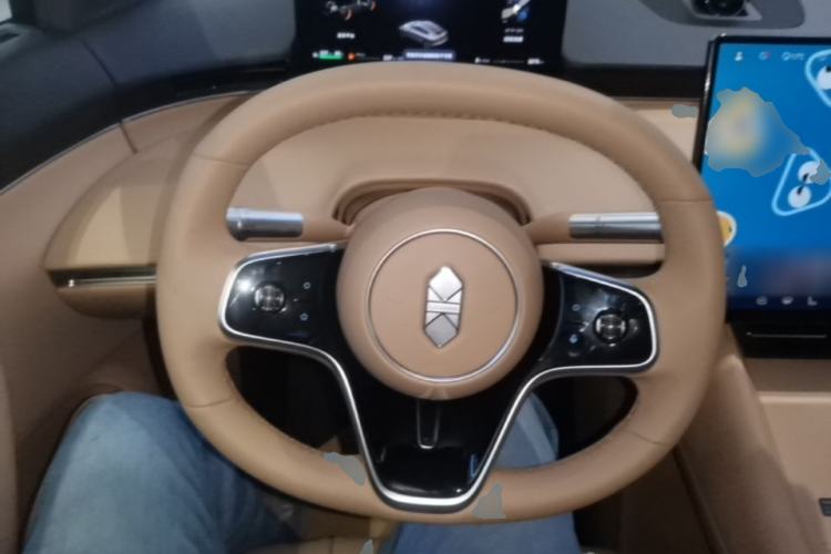 Used Hima Luxeed R7 2026 Model Range-Extending Ultra Steering Wheel