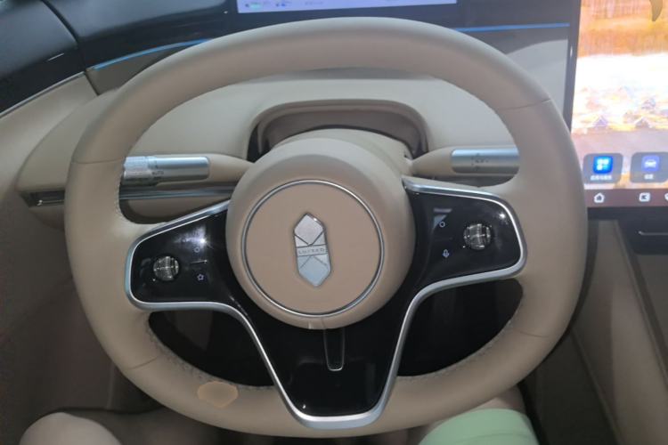 Used Hima Luxeed R7 2026 Model Range-Extending Ultra Steering Wheel