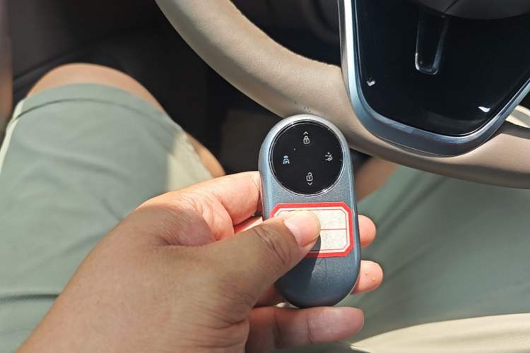 Used Hima Luxeed R7 2026 Model Range-Extending Max Vehicle Key