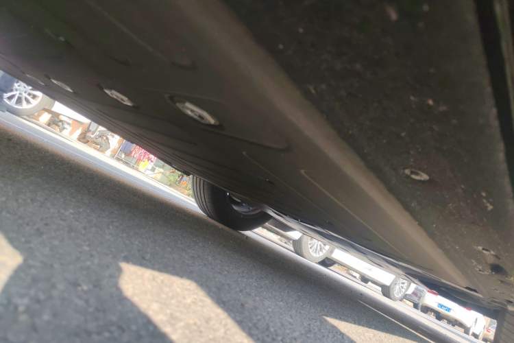 Used Hima Luxeed R7  Chassis Front Right