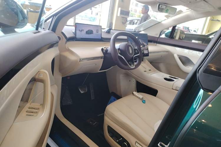 Used Hima Luxeed R7 2026 Model Range-Extending Max+ Driver Seat