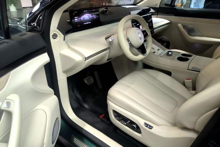 Used Hima Luxeed R7 2026 Model Range-Extending Max+ Driver Seat