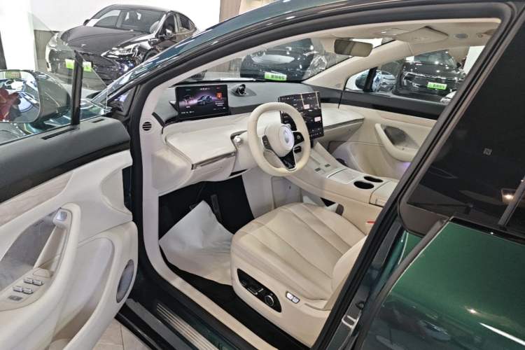 Used Hima Luxeed R7 2026 Model Pure Electric Max+ Driver Seat