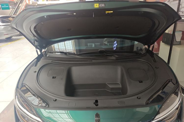 Used Hima Luxeed R7 2026 Model Pure Electric Ultra Engine Bay