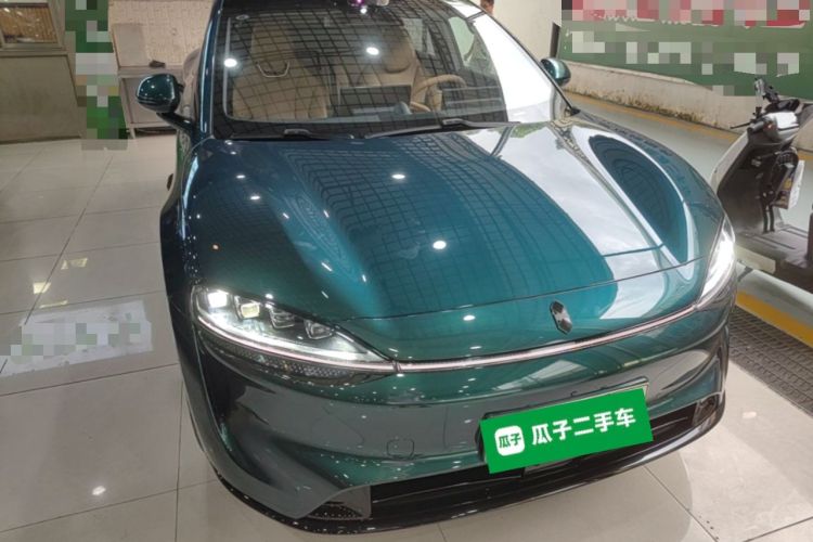 Used Hima Luxeed R7 2026 Model Range-Extending Max+ Exterior 1