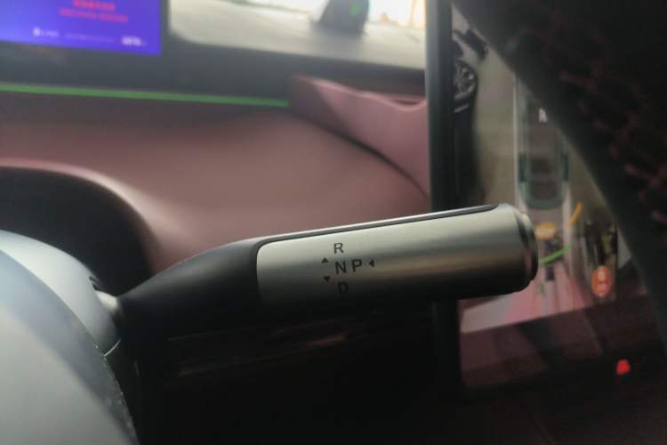 Used Hima Luxeed R7 2026 Model Pure Electric Max+ Gear Lever