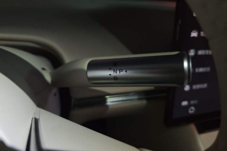 Used Hima Luxeed R7 2026 Model Pure Electric Ultra Gear Lever