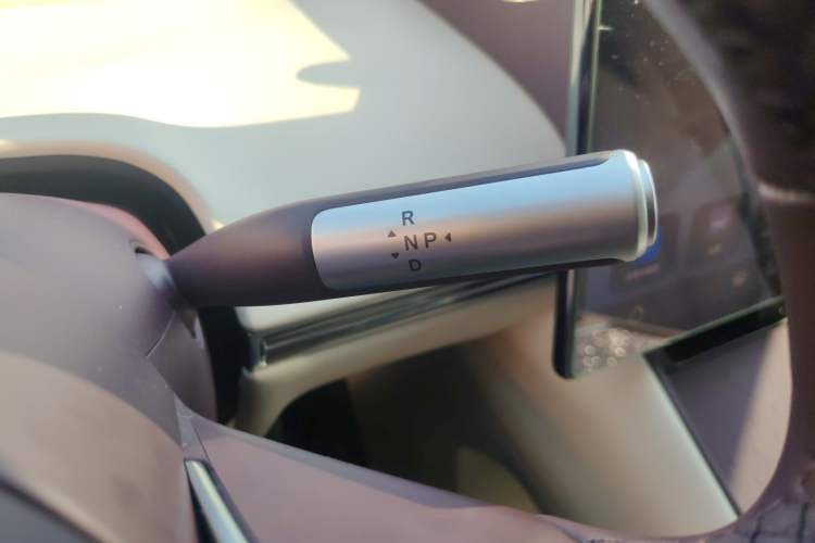 Used Hima Luxeed R7  Gear Lever