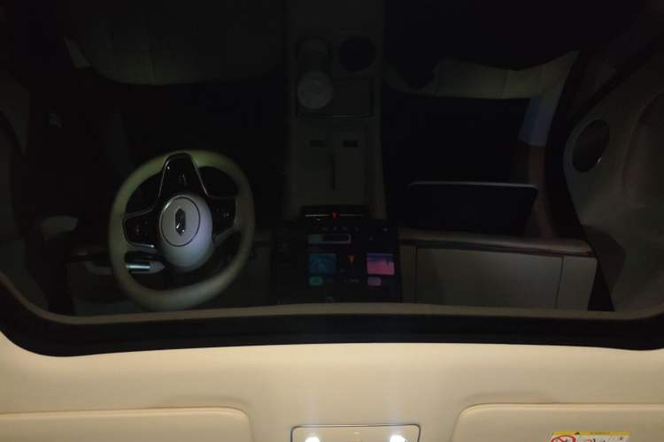 Used Hima Luxeed R7 2026 Model Pure Electric Ultra Headliner