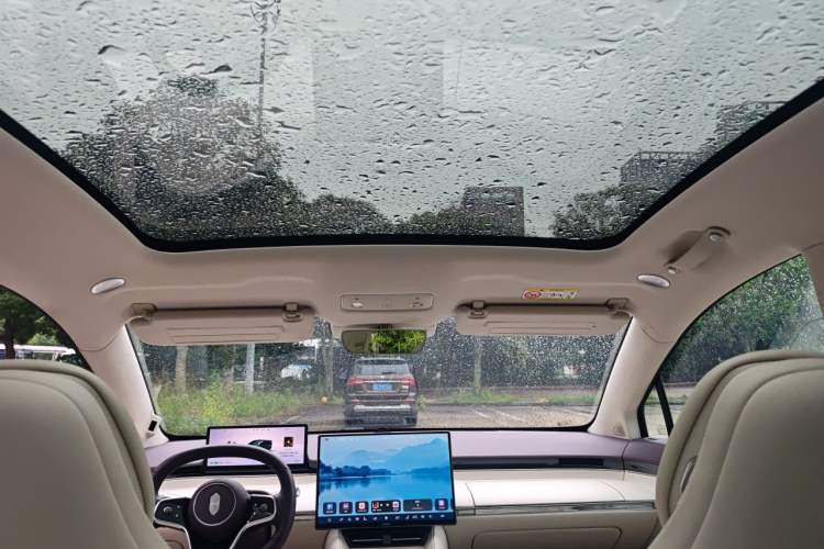Used Hima Luxeed R7 2026 Model Pure Electric Ultra Headliner