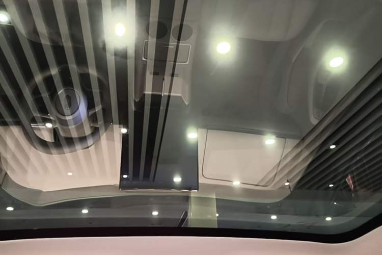 Used Hima Luxeed R7 2026 Model Pure Electric Max+ Headliner