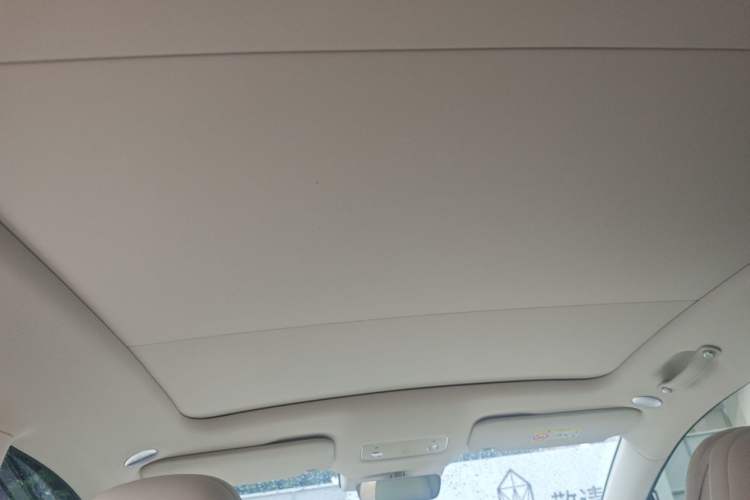 Used Hima Luxeed R7 2026 Model Range-Extending Max Headliner