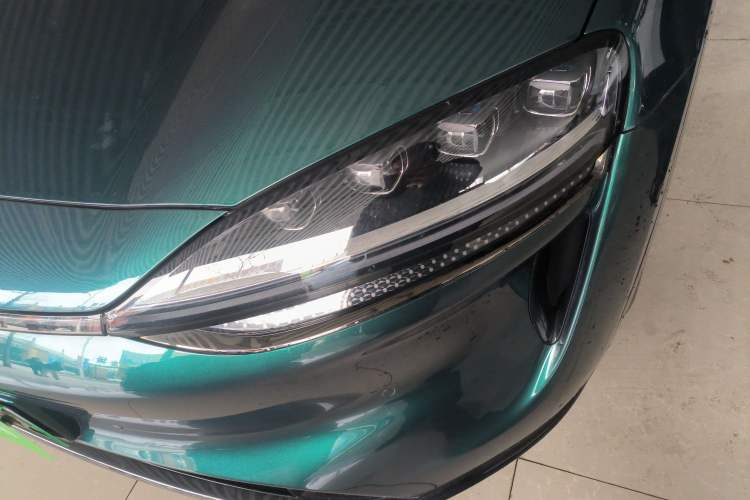 Used Hima Luxeed R7 2026 Model Pure Electric Max+ Left Front Headlight