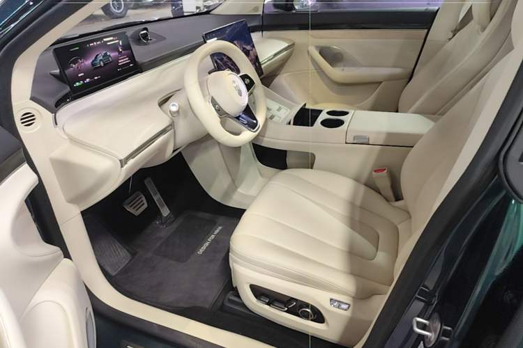 Used Hima Luxeed R7 2026 Model Range-Extending Max Left Front Seat